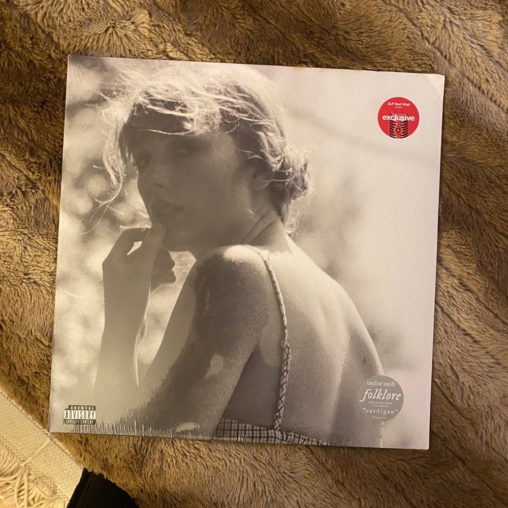 Taylor Swift Folklore Album (Red Vinyl Sealed) - Picture 2 of 2